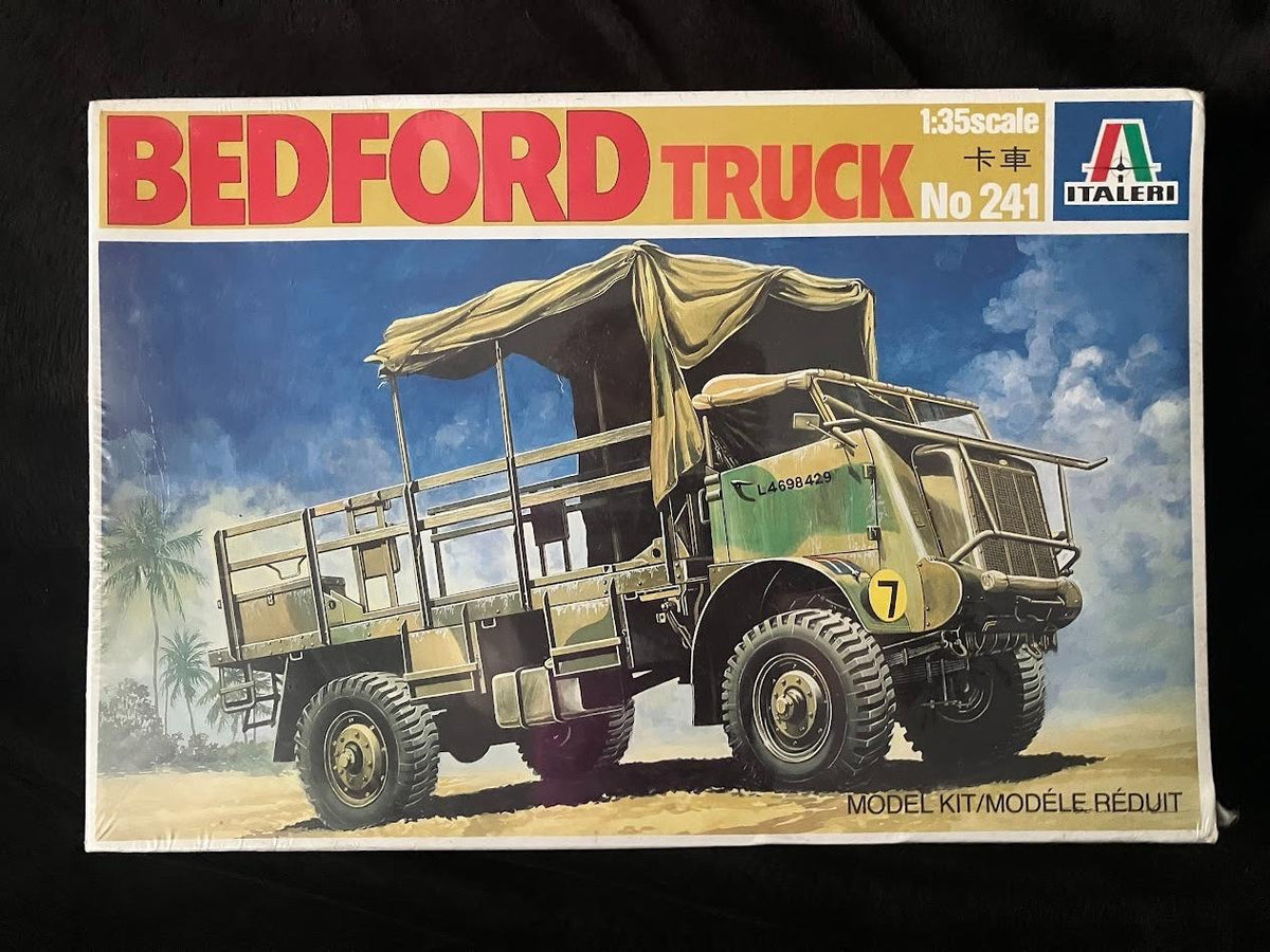 ITALERI Bedford Truck Model Kit 1/35 #241