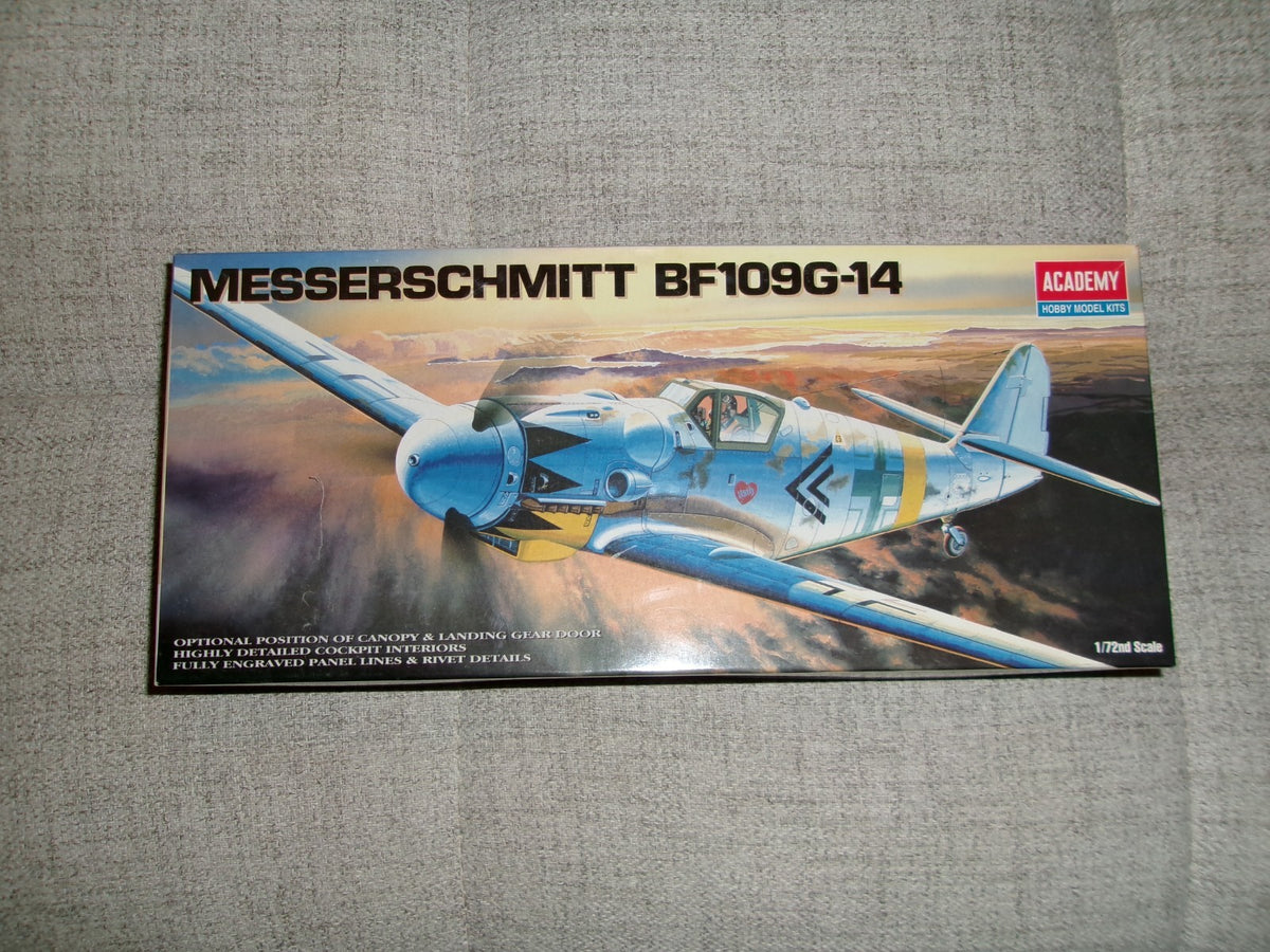 Academy Messerschmitt BF109G-14 1/72 #1653 Plastic Model