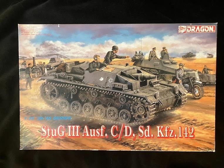Dragon Stug III Ausf. C/D SD.Kfz.142 Model Kit 1/35 #6009