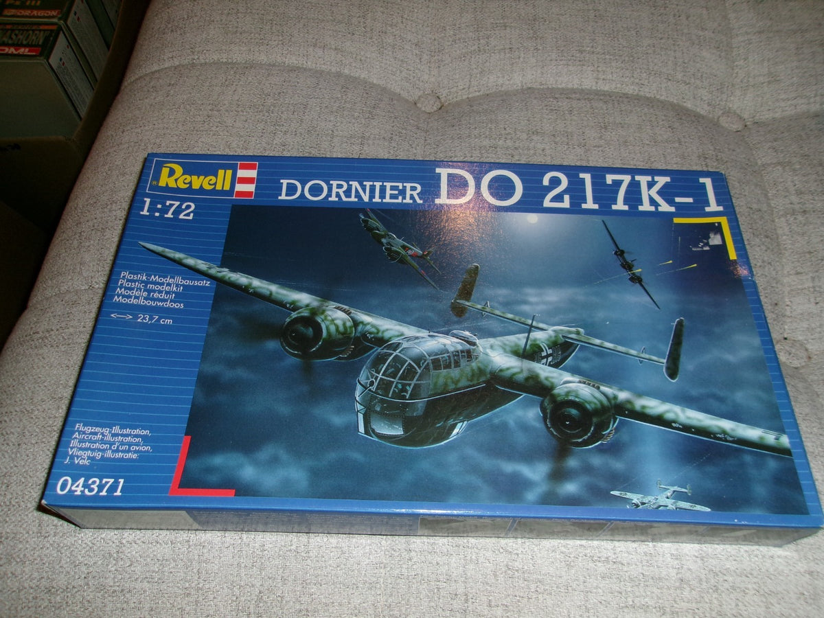 Revell Dornier DO 217k-1 Model Kit 1/72 #04371