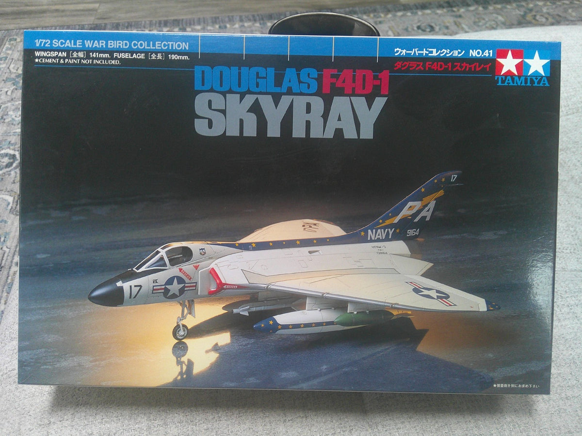 Tamiya Douglas F4D-1 Skyray 1/72 #60741 Model