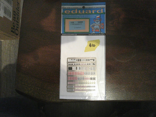 Eduard F-100D Placards for Trumpeter S.A. 1/32 #32599