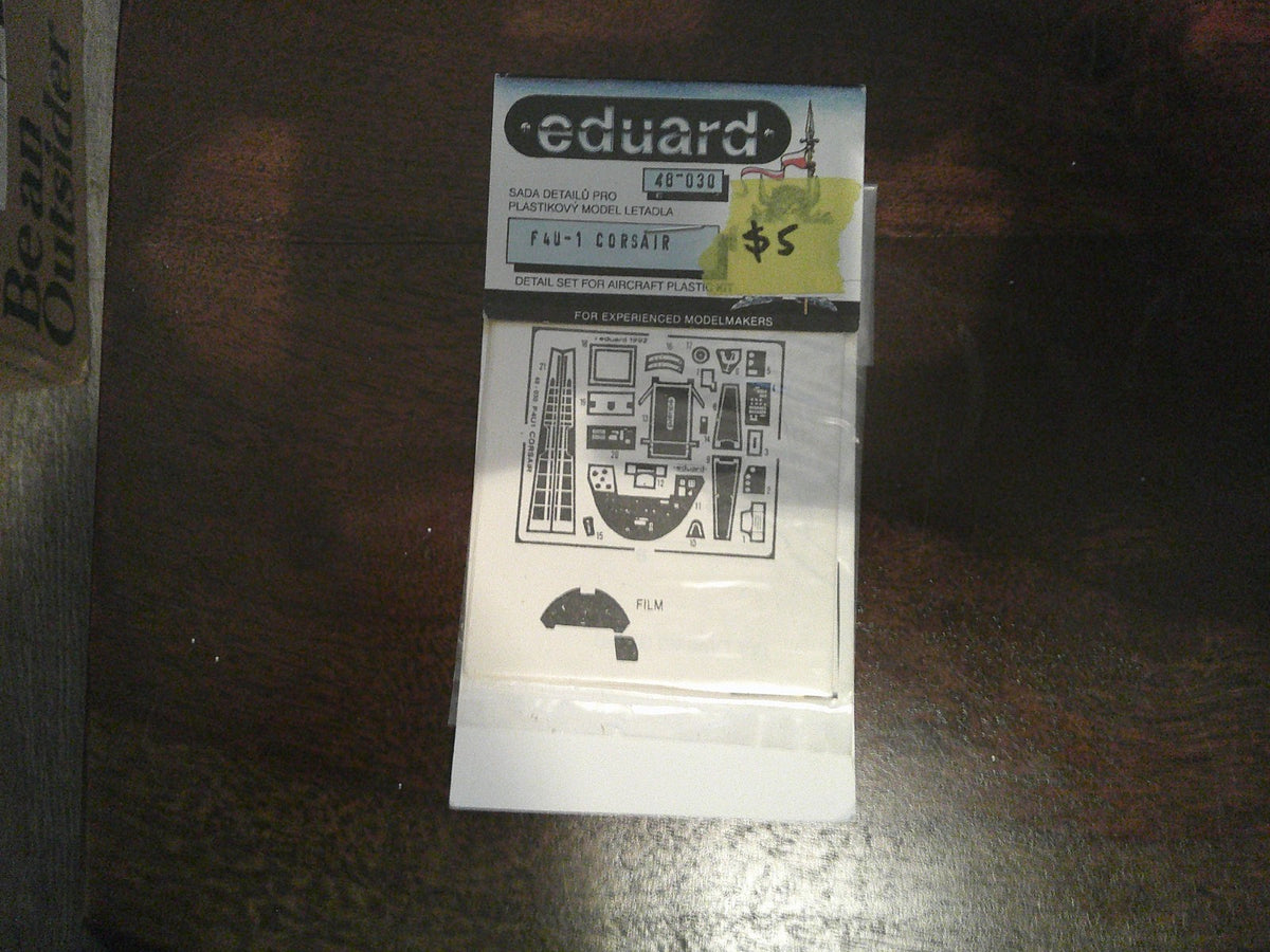 Eduard F4U-1 Corsair Interior  1/48 #48030