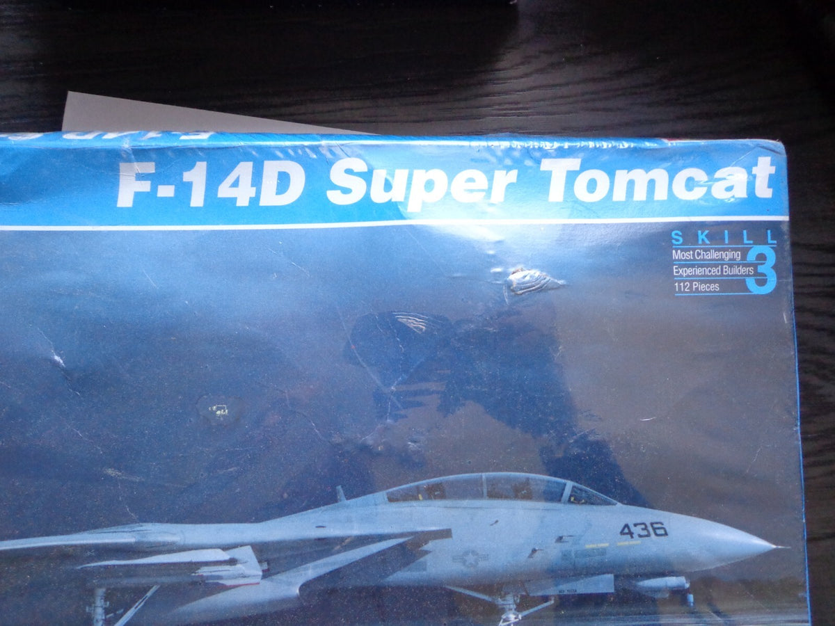 Revell F-14D Super Tomcat Plastic Model Factory Sealed