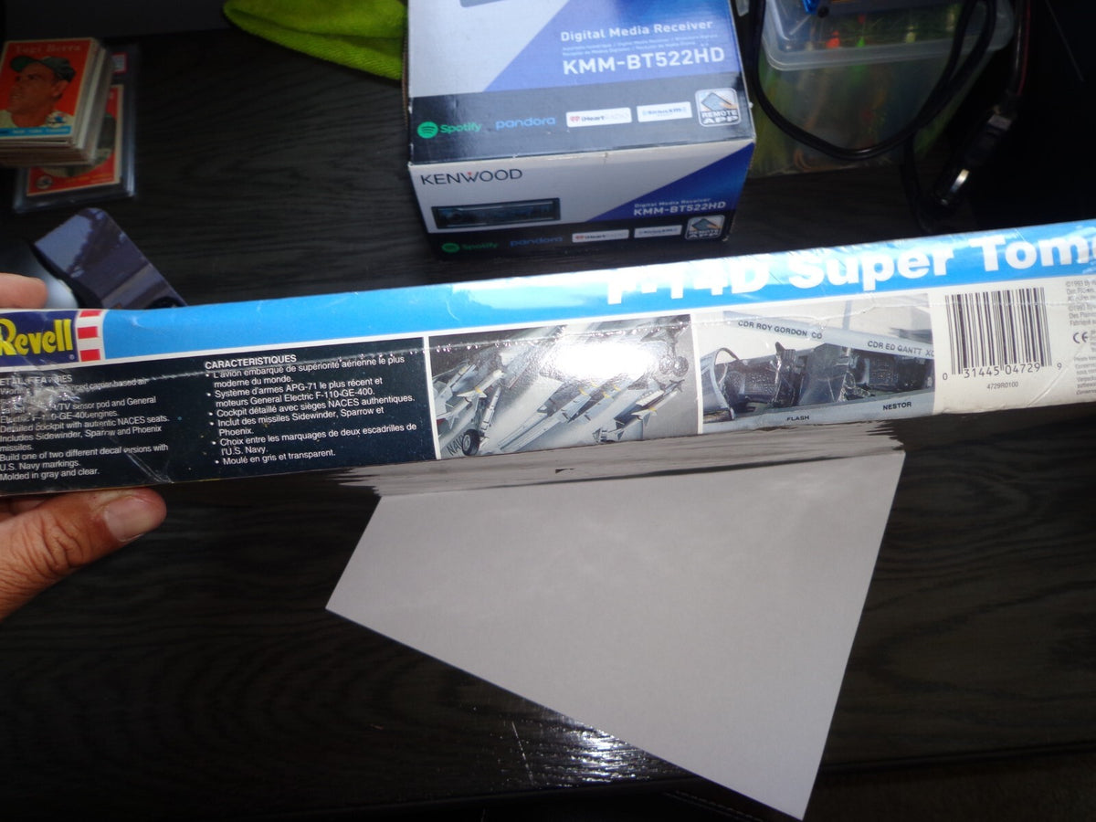Revell F-14D Super Tomcat Plastic Model Factory Sealed