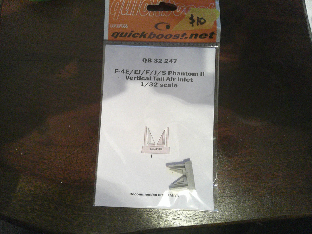 Quickboost F-4E/EJ/F/S Phantom II Vertical Tail Air Inlet  1/32 #QB32247