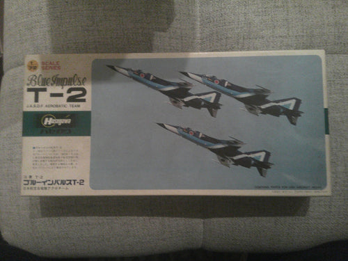 Hasegawa Blue Impulse T-2   1/72 #E20 Plane Model