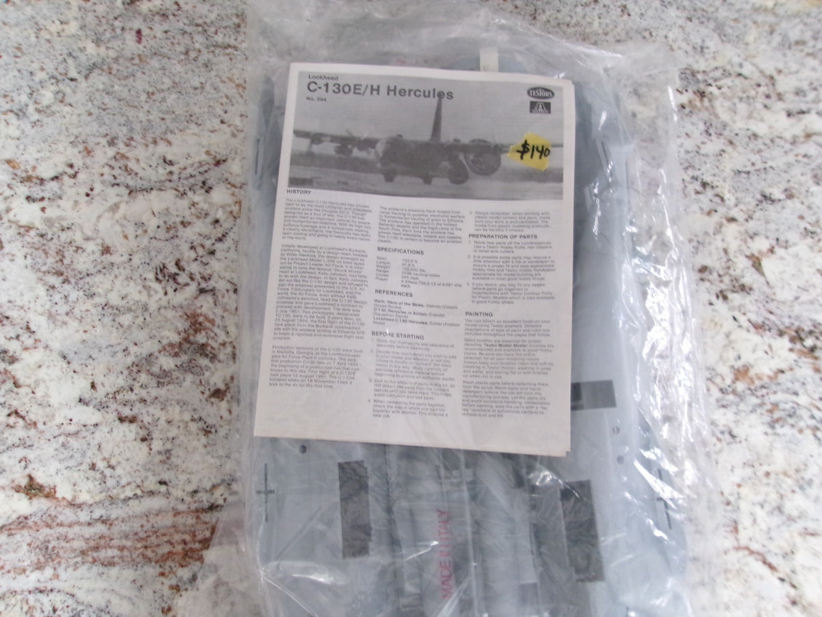 Testors Lockheed C-130 E/H Hercules 1/72  #594  Model