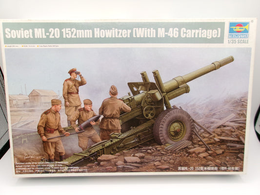 Trumpeter Soviet ML-20 152mm Howitzer with M-46 Carriage 1/35  #02324 Model