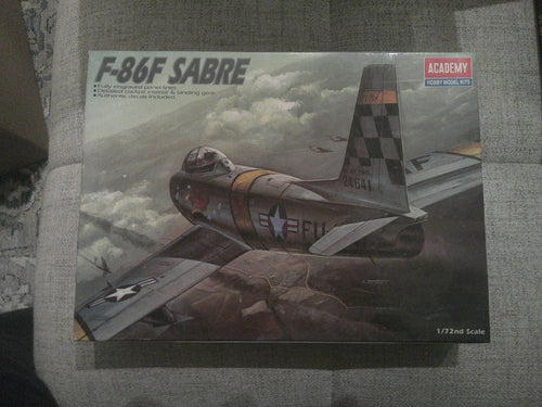 Academy F-86F Sabre   1/72 #1629 Plane Model