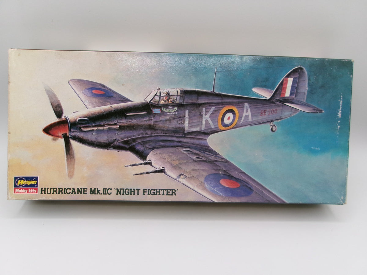 Hasegawa Hurrican Mk IIC Night Fighter  1/72  #52045 AP145 Model
