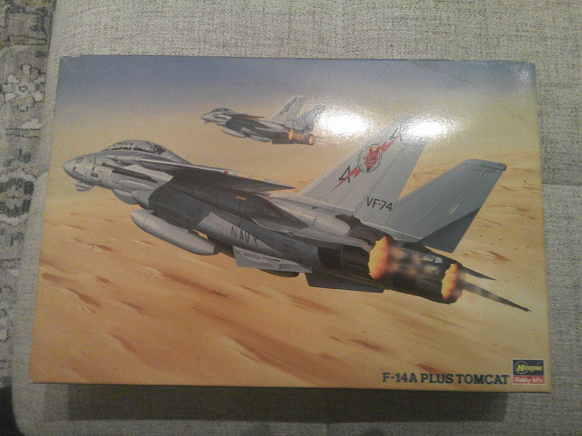 Hasegawa F-14A Plus Tomcat KT2   1/72  #04202 Model
