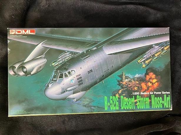 Dragon B-52G Desert Storm Nose-Art Model Kit 1/200 #9902