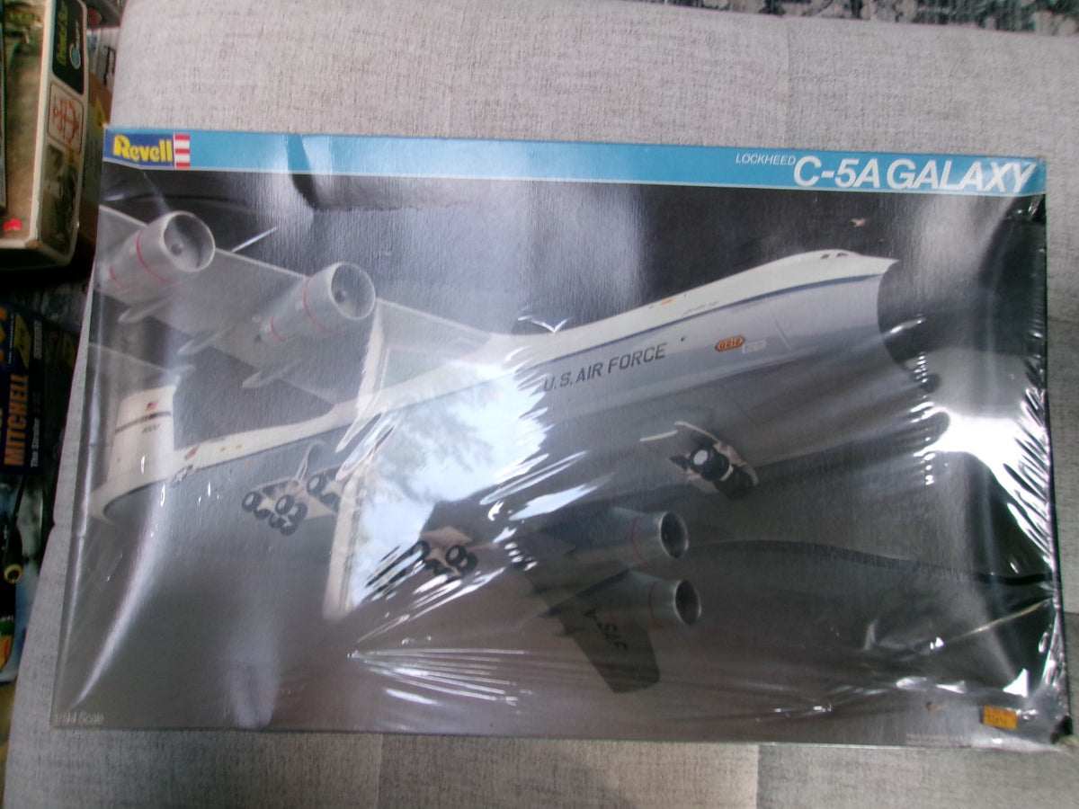 Revell Lockheed C-5A Galaxy 1/144 #4748 Factory Sealed
