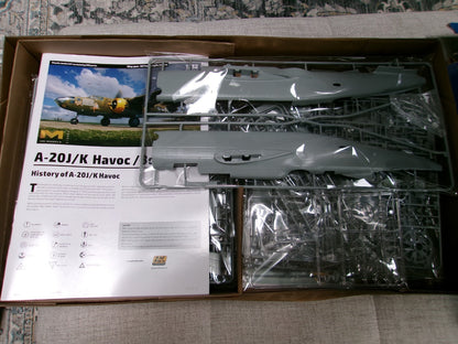 HK Models A-20J / K Havoc / Boston IV  1/32 #01E040 The Havoc Series