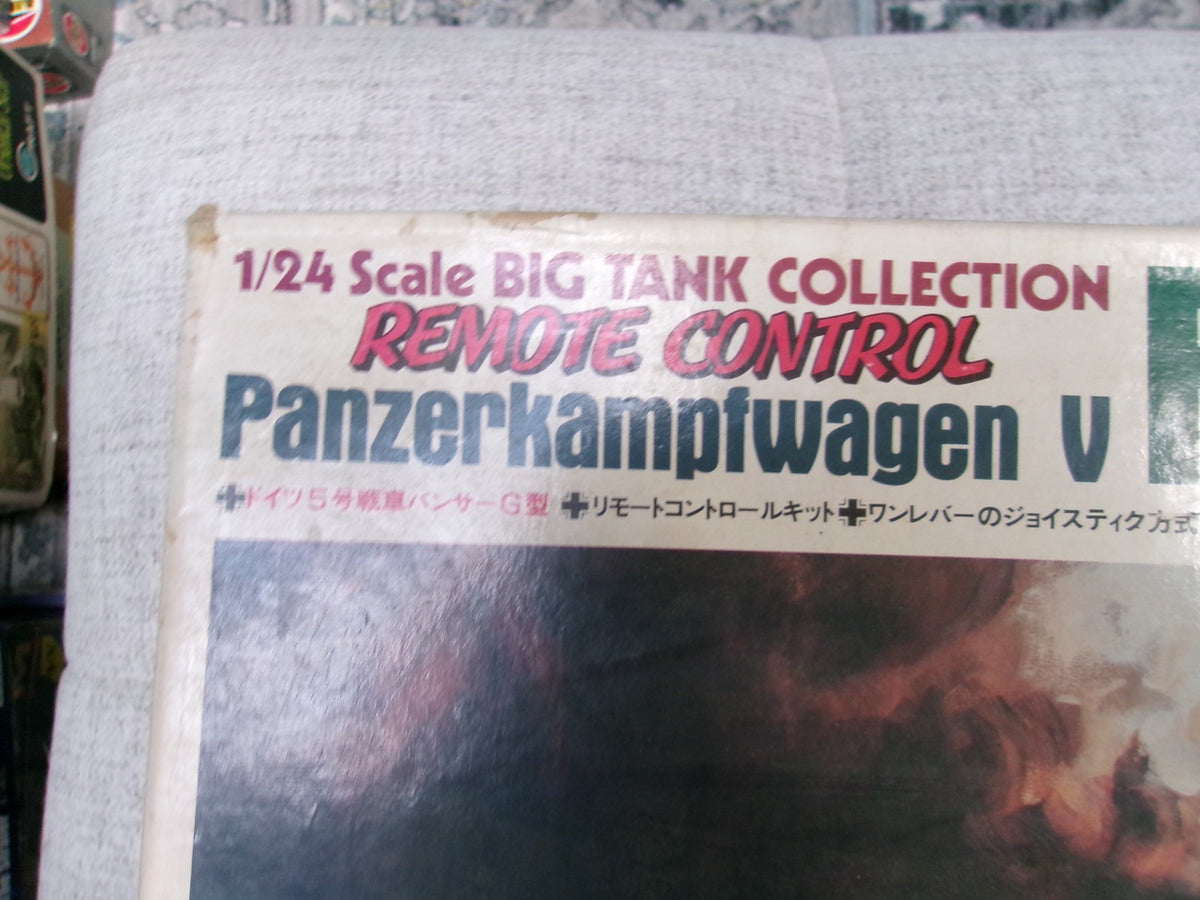Bandai Panzerkampfwagen V Panther-G Sd.Kfz.171 Remote Controlled 1/24 #35405