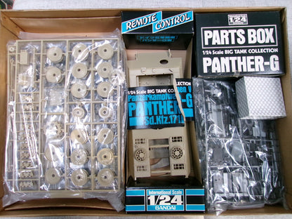 Bandai Panzerkampfwagen V Panther-G Sd.Kfz.171 Remote Controlled 1/24 #35405