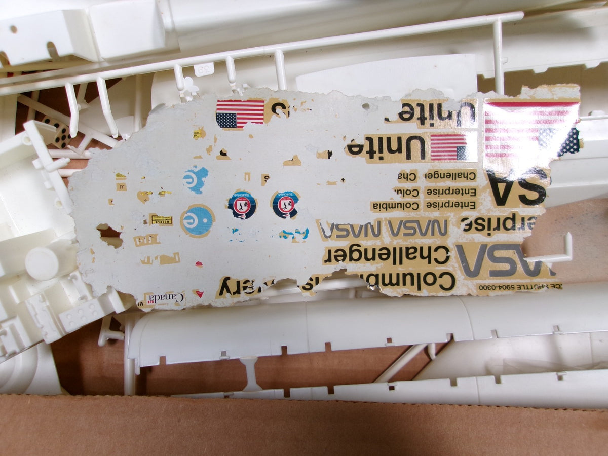 Monogram NASA Space Shuttle 1/72 #5904 Model has been started.