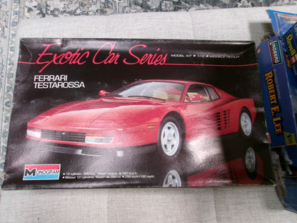 Monogram Ferrari Testarossa  1/12 #2803