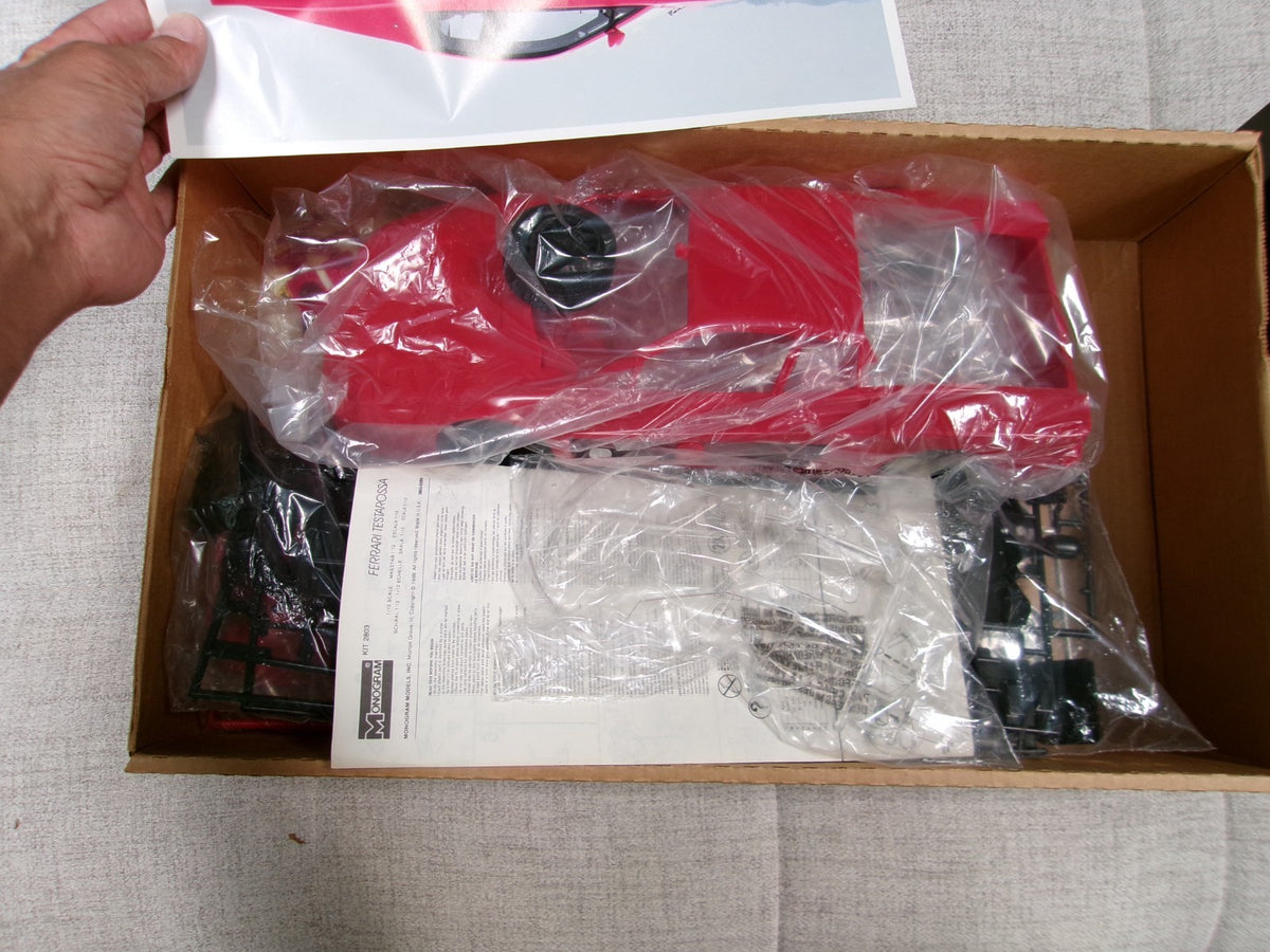 Monogram Ferrari Testarossa  1/12 #2803 Please Read