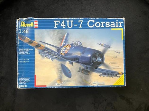 Revell F4U-7 Corsair 1/48 #04590 Plane Model Kit