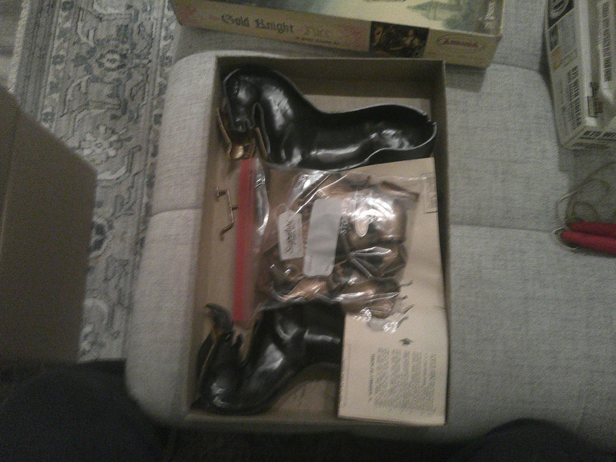 Aurora The Gold Knight of Nice  #475-298 Very Rare Plastic Model
