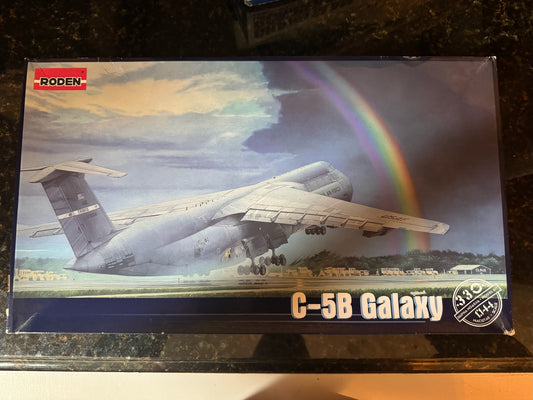 Roden C-5B Galaxy #330 1/144