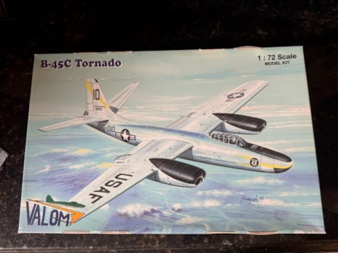 Valom B-45C Tornado #72121 1/72