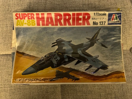 Italeri Super Harrier AV-8B 1/72 #137